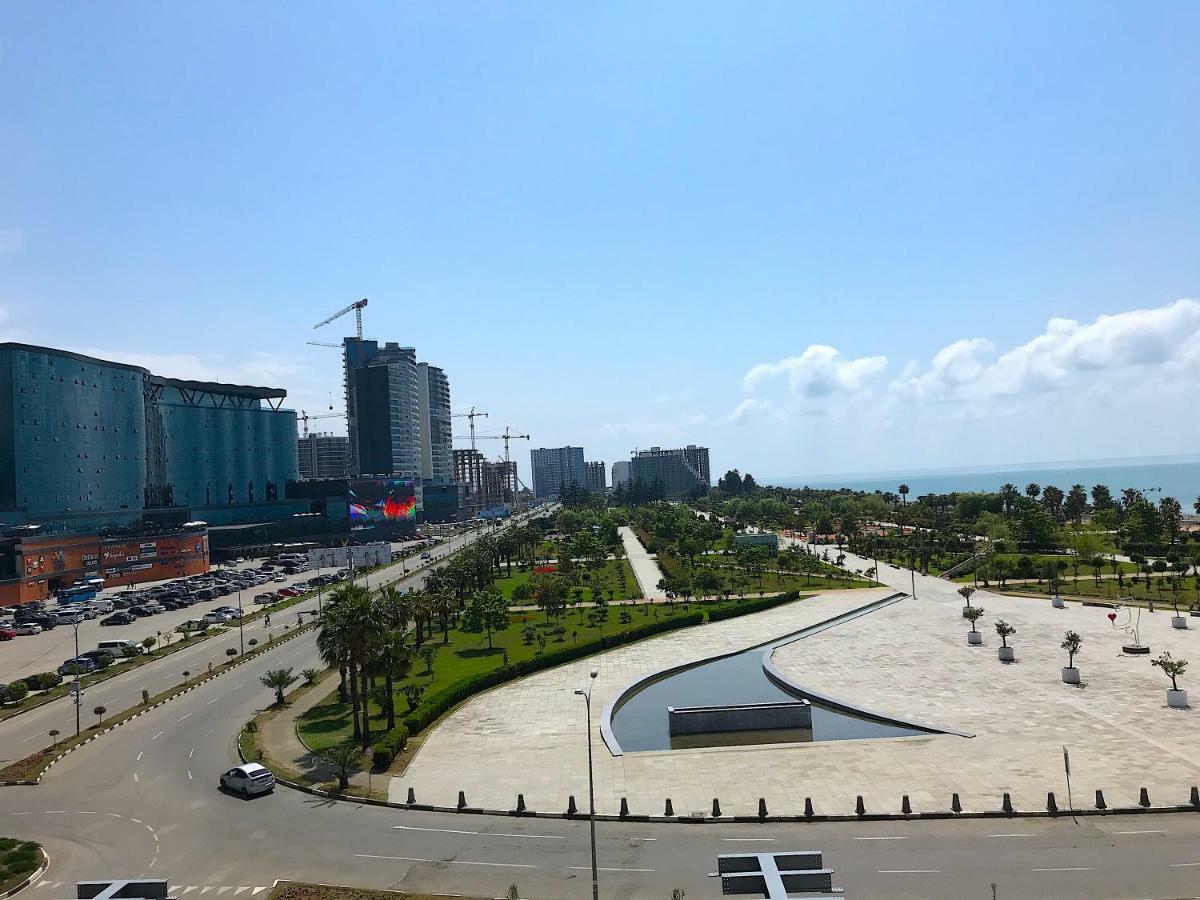 Orbi Beach Tower Batumi Esterno foto