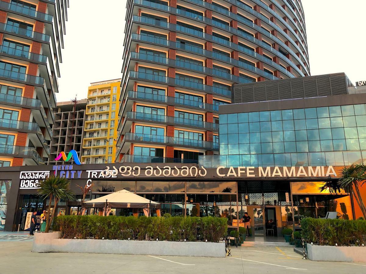 Orbi Beach Tower Batumi Esterno foto