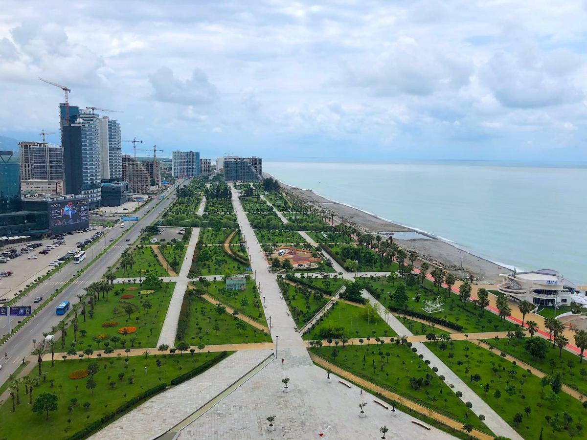 Orbi Beach Tower Batumi Esterno foto