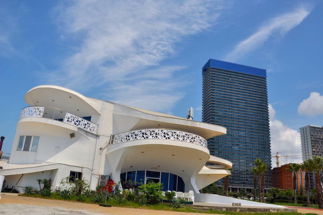 Orbi Beach Tower Batumi Esterno foto